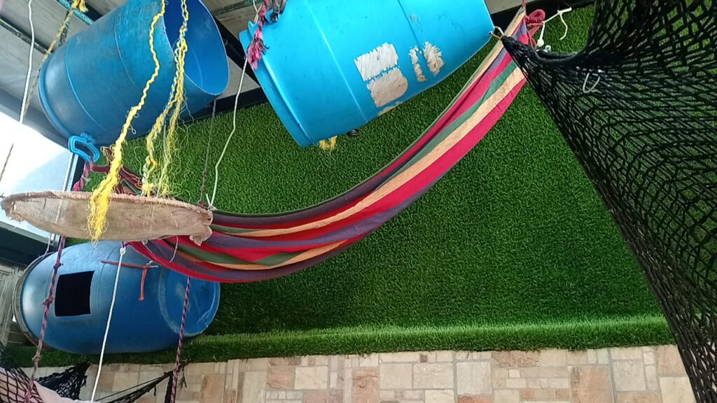 052f6f48 7917 47d9 b04c b5fef5a3a501